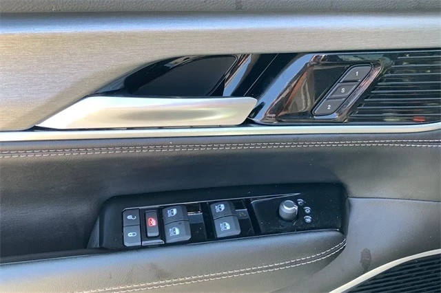 2024 Jeep WS Wagoneer - Image 17 of 21