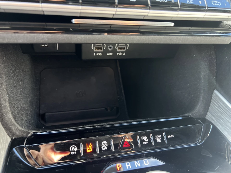 2024 Jeep WS Wagoneer - Image 26 of 31