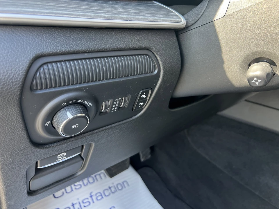 2024 Jeep WS Wagoneer - Image 22 of 31