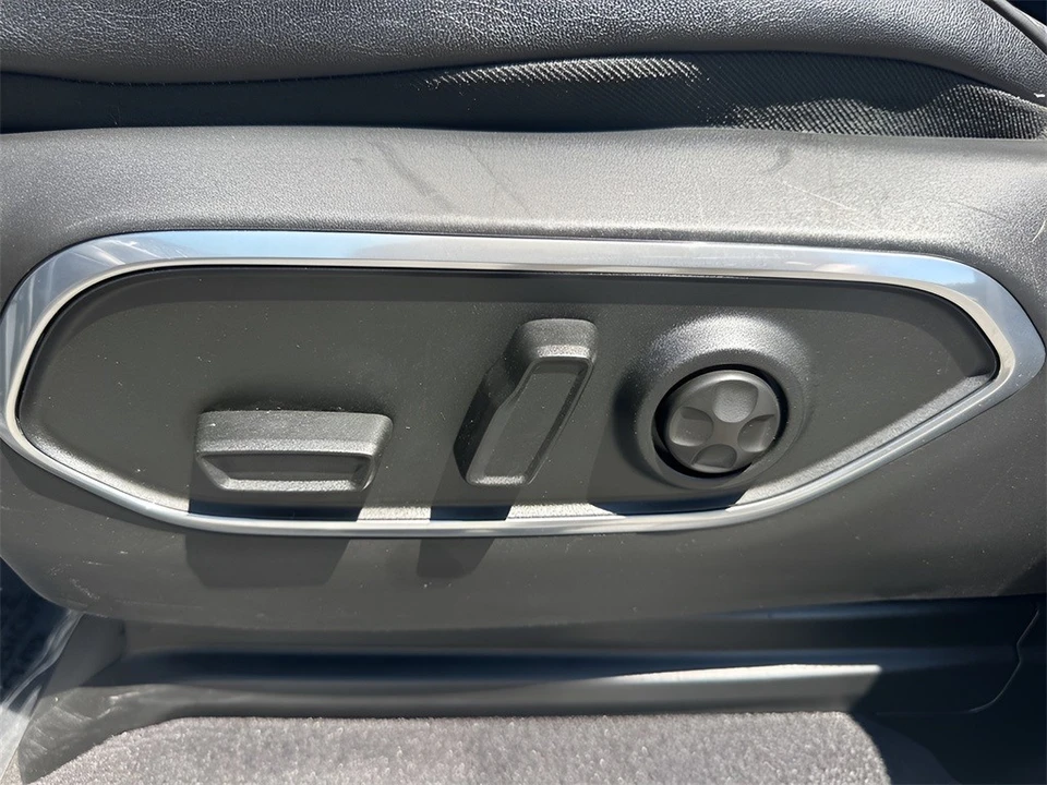 2024 Jeep WS Wagoneer - Image 10 of 12