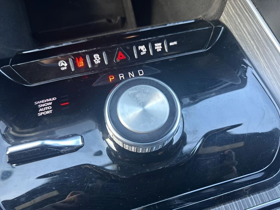 2024 Jeep WS Wagoneer - Image 17 of 21