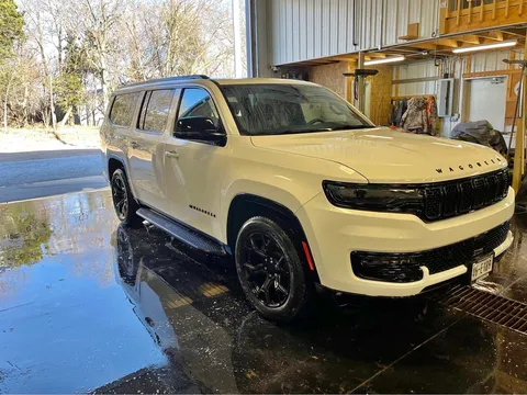 2024 Jeep Wagoneer L Series II Carbide