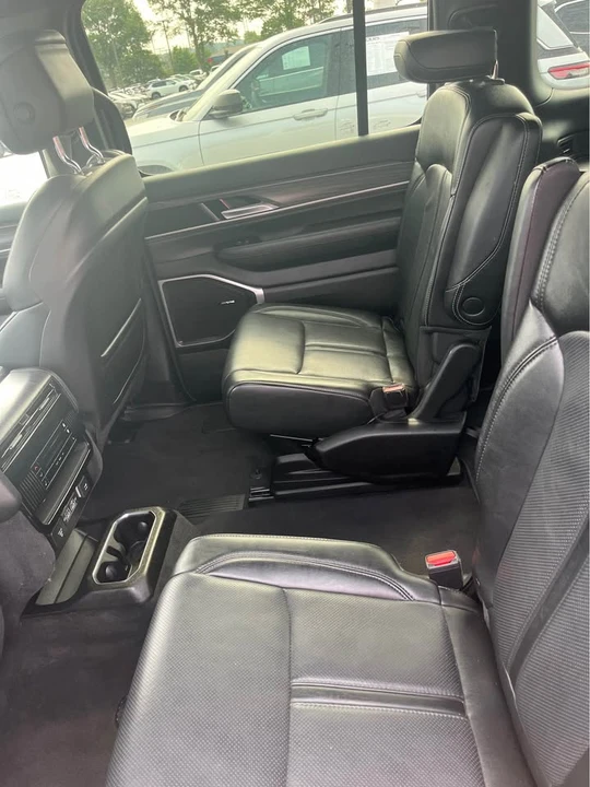2024 Jeep WS Wagoneer - Image 10 of 11