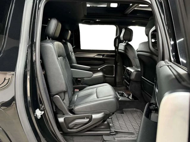 2024 Jeep WS Wagoneer - Image 15 of 21