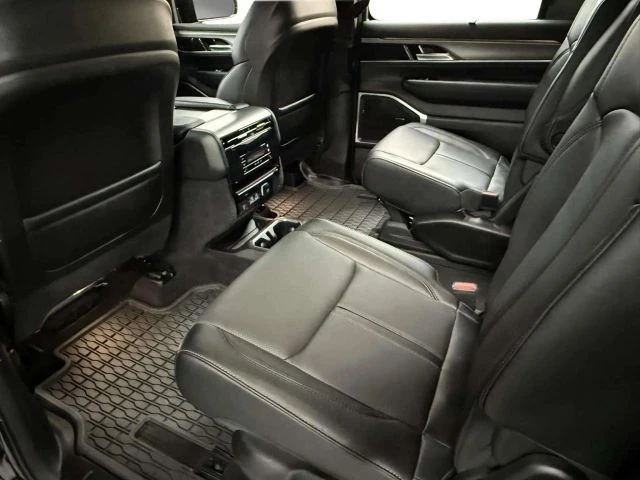 2024 Jeep WS Wagoneer - Image 17 of 21