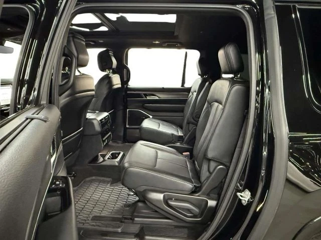 2024 Jeep WS Wagoneer - Image 14 of 21