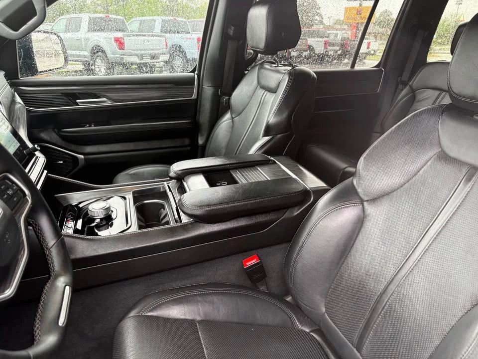 2024 Jeep WS Wagoneer - Image 11 of 15