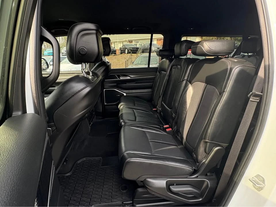 2024 Jeep WS Wagoneer - Image 12 of 20