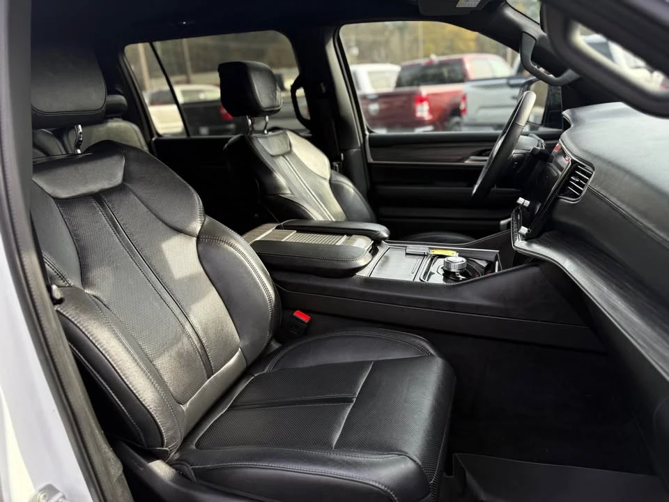 2024 Jeep WS Wagoneer - Image 17 of 20