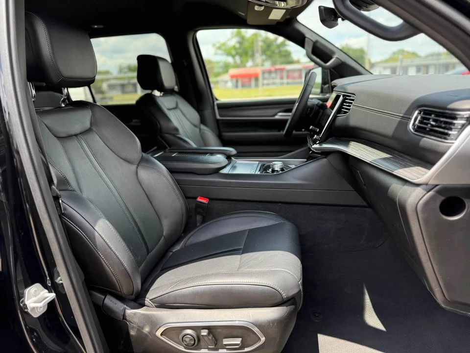 2024 Jeep WS Wagoneer - Image 13 of 20