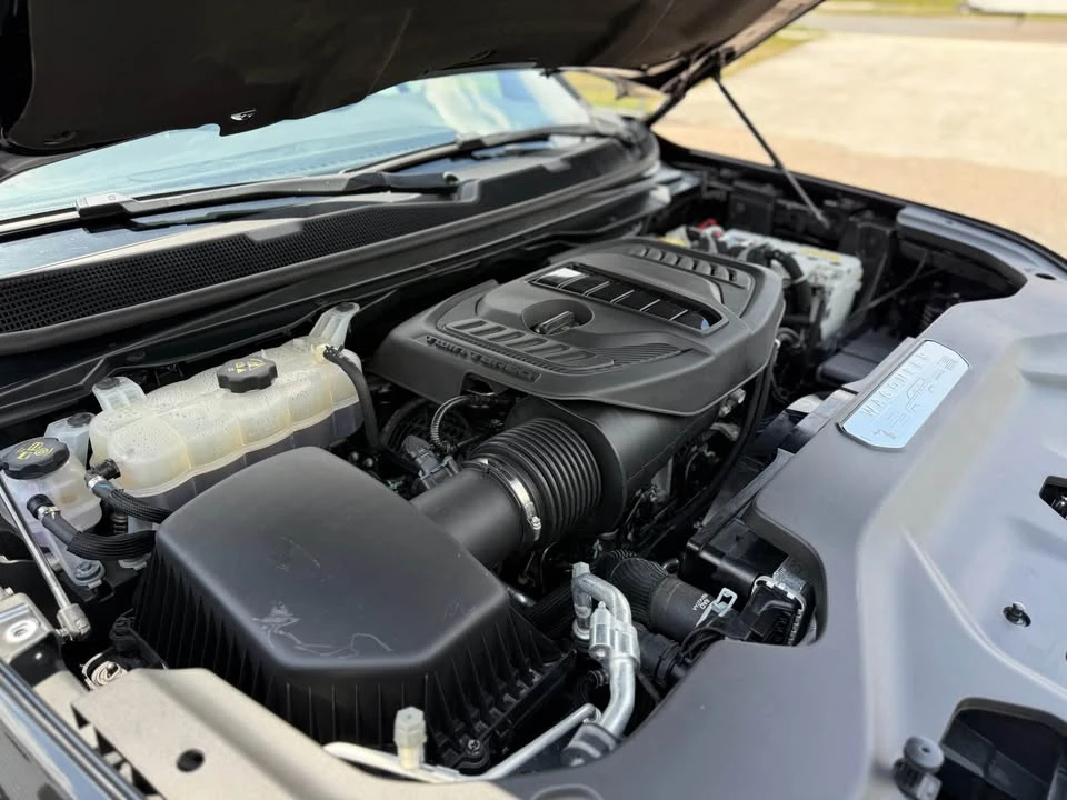 2024 Jeep WS Wagoneer - Image 15 of 20