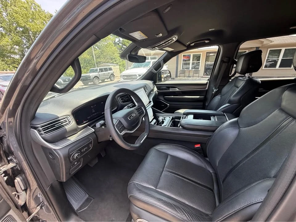 2024 Jeep WS Wagoneer - Image 10 of 12