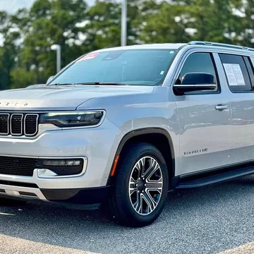 2024 Jeep Wagoneer L Series II Sport Utility 4D