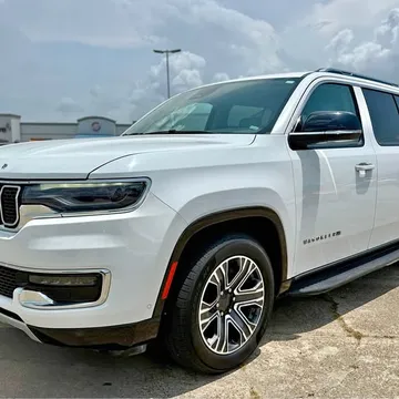 2024 Jeep Wagoneer L Series II Sport Utility 4D