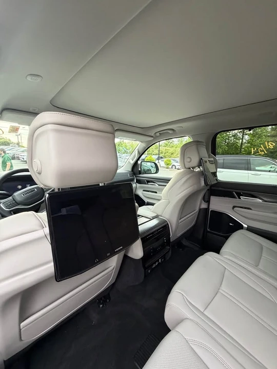 2024 Jeep WS Wagoneer - Image 9 of 11