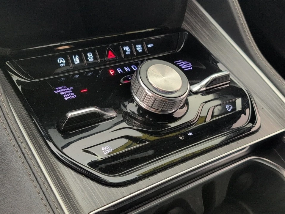 2024 Jeep WS Wagoneer - Image 12 of 12