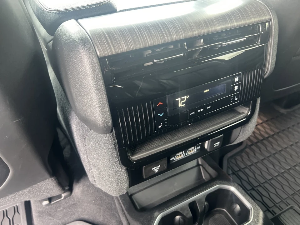 2024 Jeep WS Wagoneer - Image 16 of 21