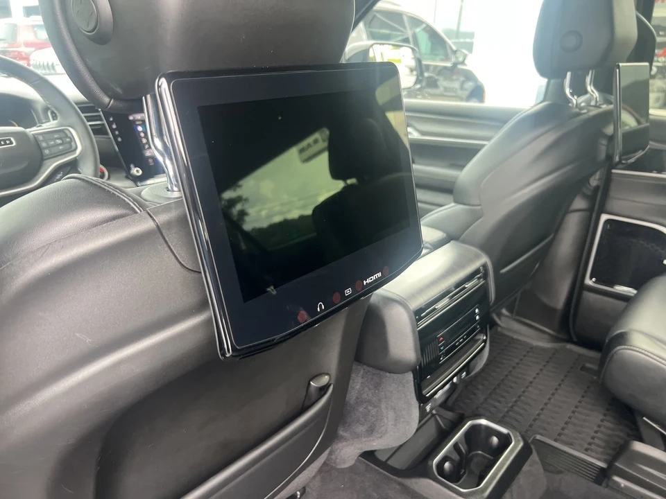 2024 Jeep WS Wagoneer - Image 14 of 21