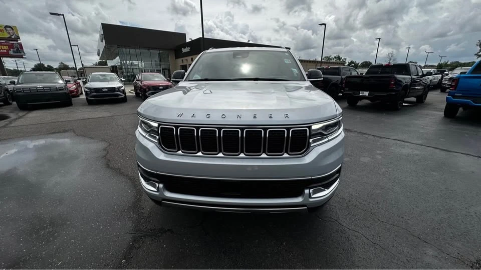 2024 Jeep WS Wagoneer - Image 4 of 16