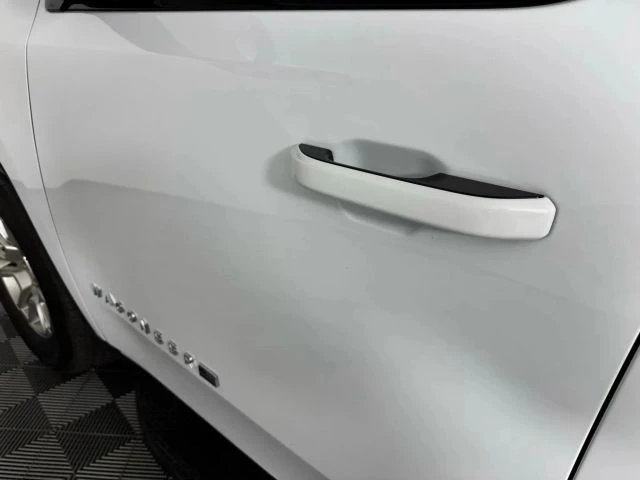 2024 Jeep - Image 24 of 31