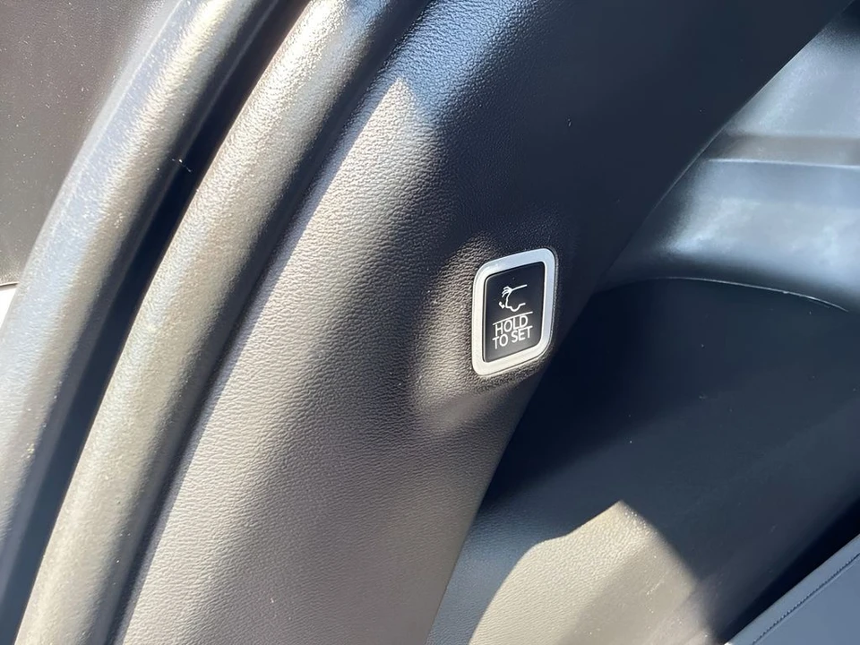 2024 Jeep WS Wagoneer - Image 29 of 31