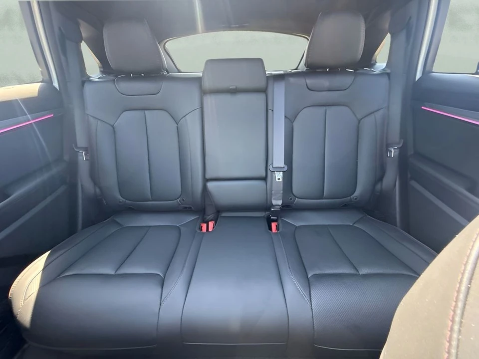 2024 Jeep WS Wagoneer - Image 11 of 31