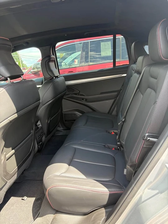 2024 Jeep Wagoneer S - Image 9 of 14