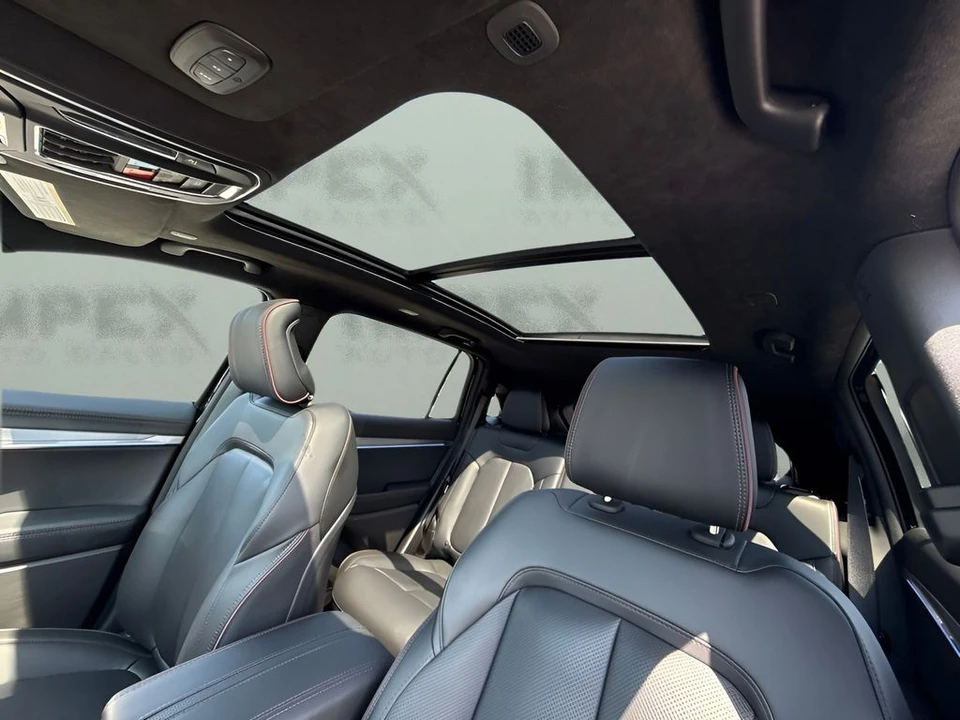 2024 Jeep Wagoneer S - Image 10 of 31