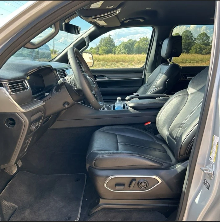 2024 Jeep WS Wagoneer - Image 9 of 12