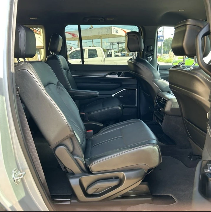 2024 Jeep WS Wagoneer - Image 11 of 12