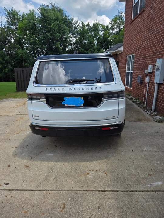 2024 Jeep WS Wagoneer - Image 11 of 27