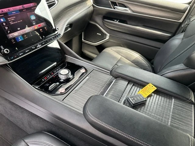 2024 Jeep WS Wagoneer - Image 18 of 20