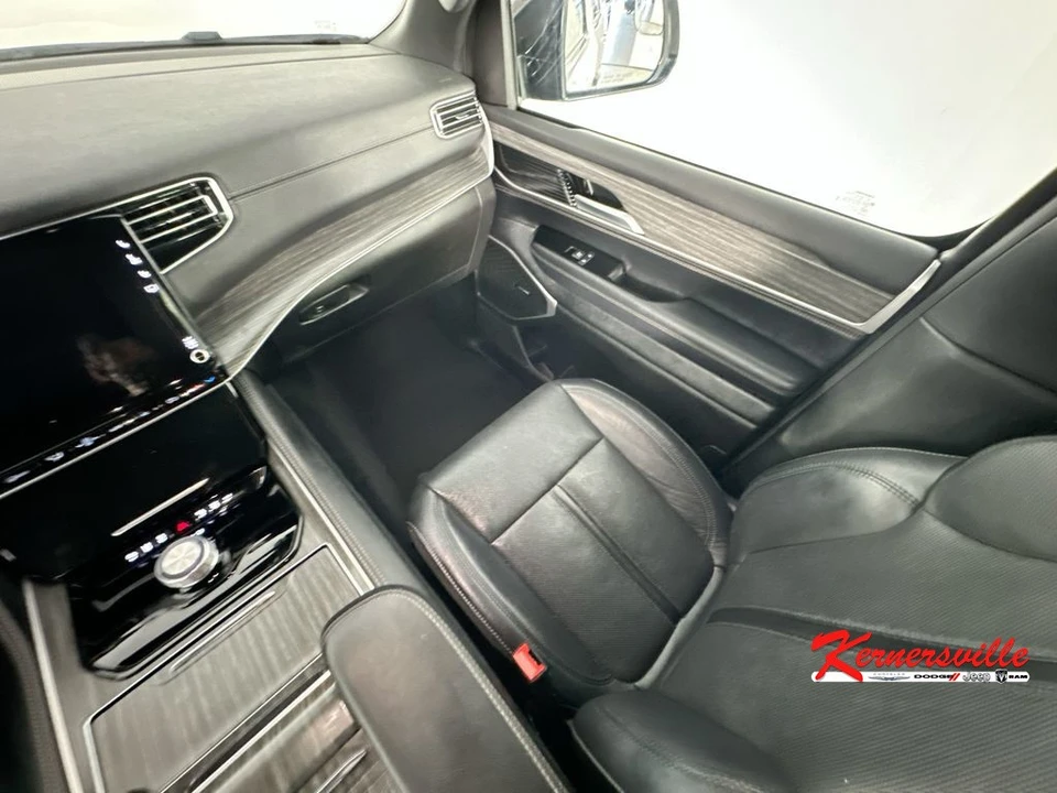 2024 Jeep WS Wagoneer - Image 11 of 24