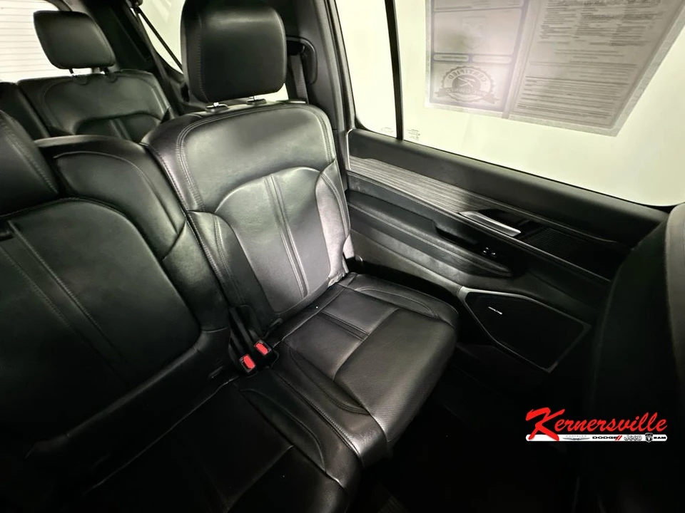 2024 Jeep WS Wagoneer - Image 14 of 24