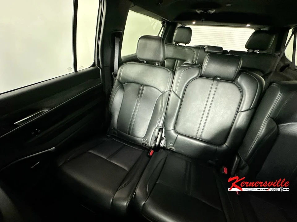 2024 Jeep WS Wagoneer - Image 12 of 24