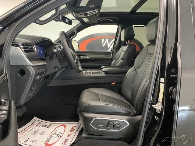 2024 Jeep WS Wagoneer - Image 11 of 12