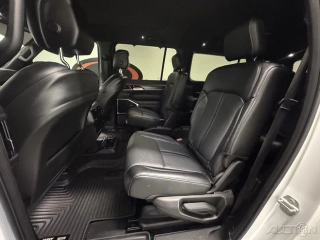 2024 Jeep WS Wagoneer - Image 8 of 12