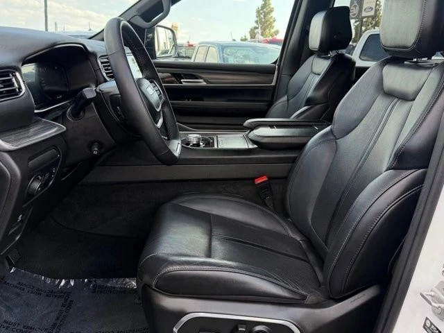 2024 Jeep WS Wagoneer - Image 17 of 31