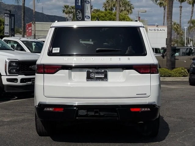 2024 Jeep WS Wagoneer - Image 8 of 31
