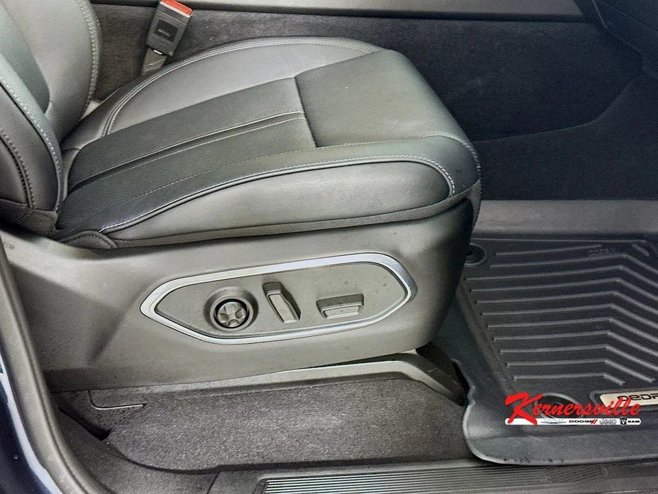 2024 Jeep WS Wagoneer - Image 23 of 24