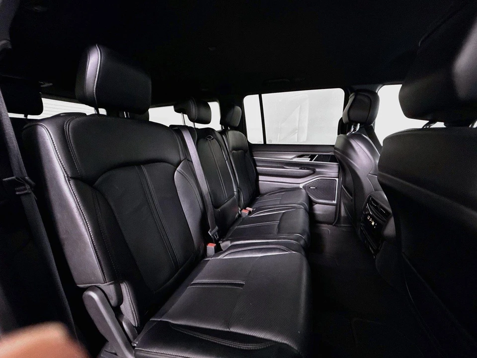 2024 Jeep WS Wagoneer - Image 30 of 31