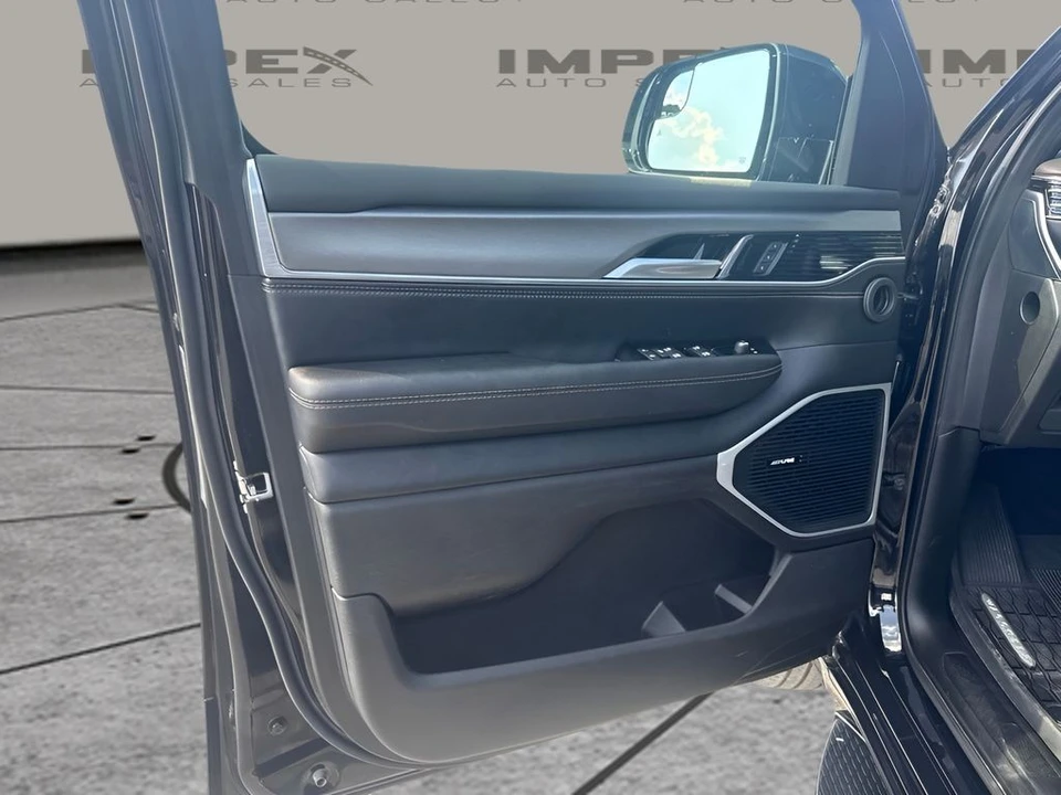 2024 Jeep WS Wagoneer - Image 25 of 31