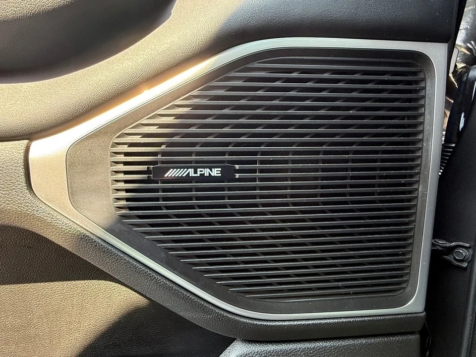 2024 Jeep WS Wagoneer - Image 13 of 21