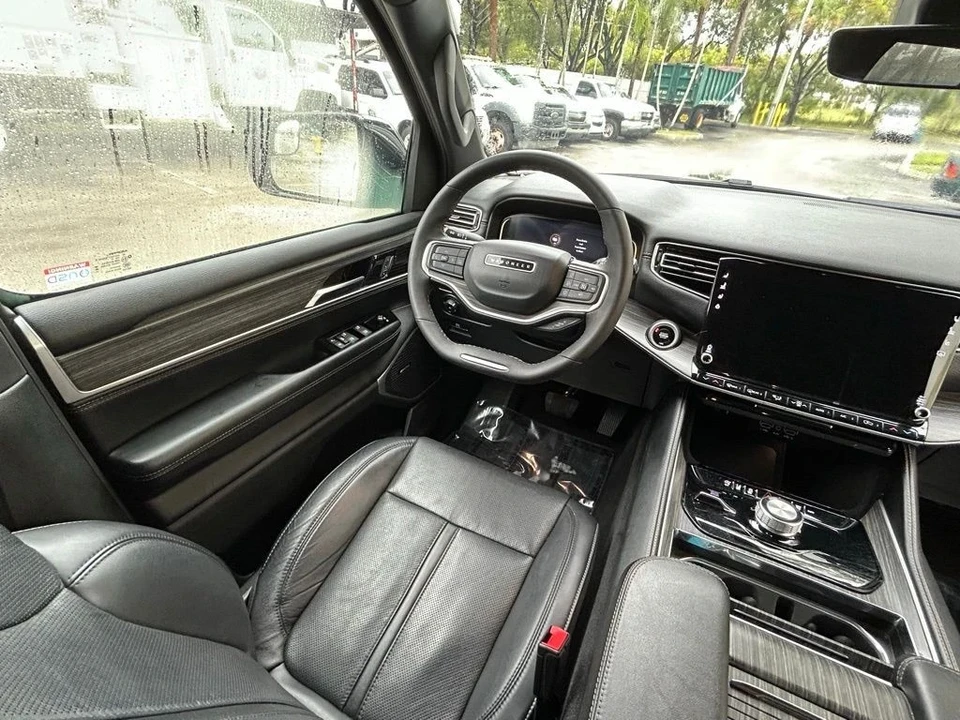 2024 Jeep WS Wagoneer - Image 9 of 12