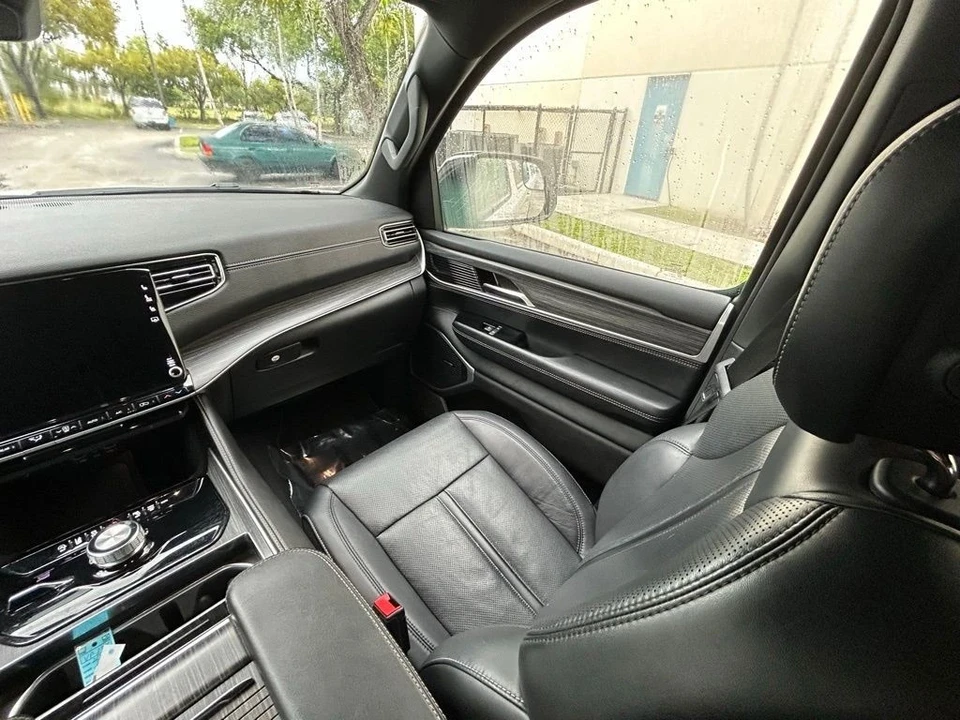 2024 Jeep WS Wagoneer - Image 11 of 12