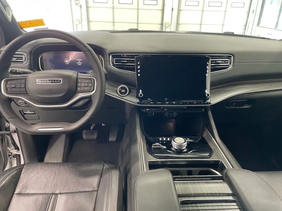 2024 Jeep WS Wagoneer - Image 10 of 12