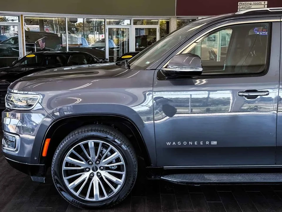 2024 Jeep WS Wagoneer - Image 7 of 21