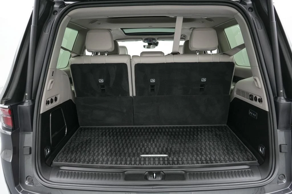 2024 Jeep WS Wagoneer - Image 24 of 30