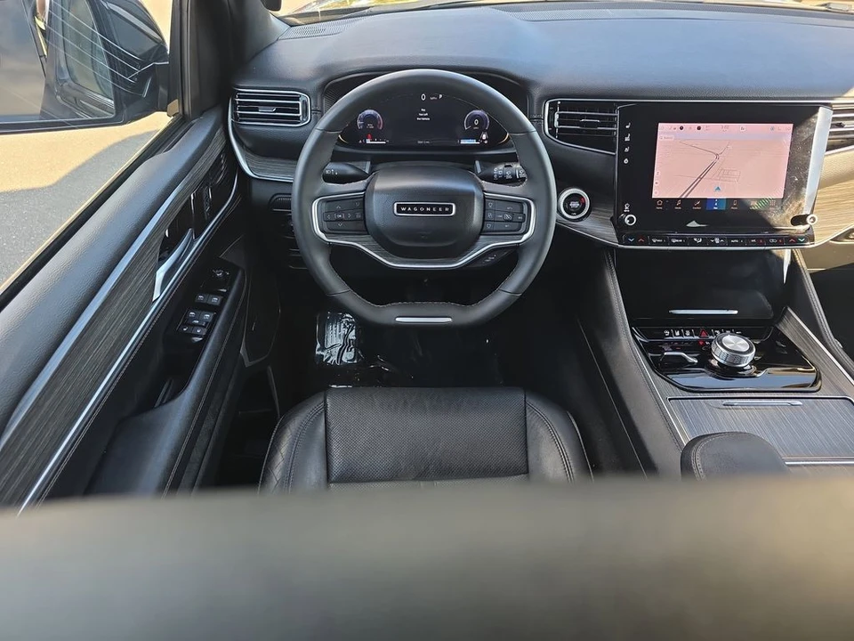 2024 Jeep WS Wagoneer - Image 16 of 21