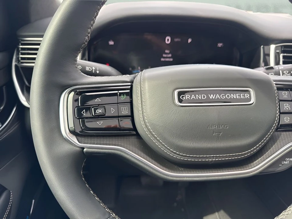 2024 Jeep WS Wagoneer - Image 16 of 31
